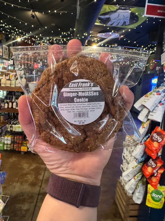 Ginger Molasses Cookie